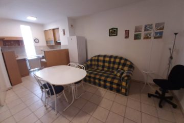 Debrecen, Bem tér - Fully furnished flat next to tramline